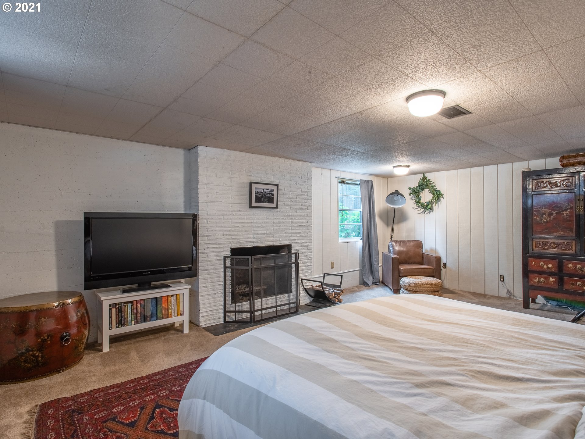 4434 Southwest Valona Way Portland, OR 97219 - Photo 25 of 31 Gallery Image 25
