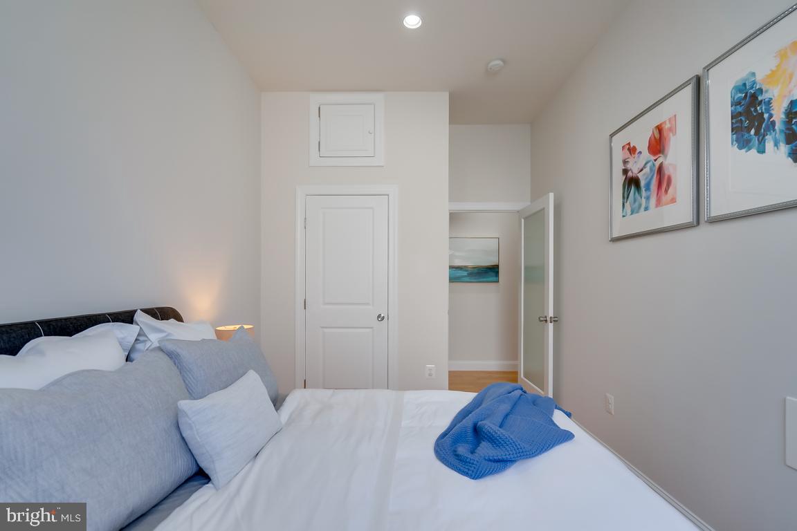 2450 Ontario Road Northwest, Unit 3 Washington, DC 20009 - Photo 27 of 39