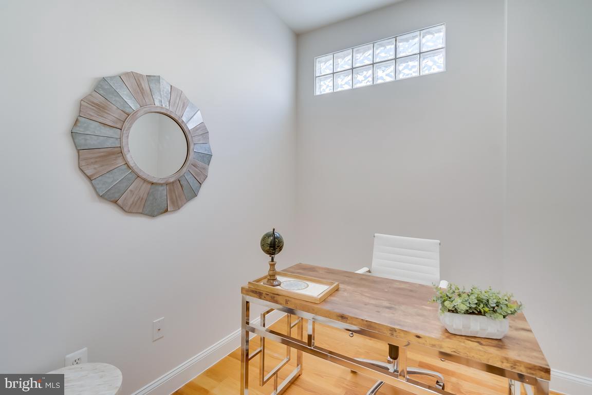 2450 Ontario Road Northwest, Unit 3 Washington, DC 20009 - Photo 30 of 39