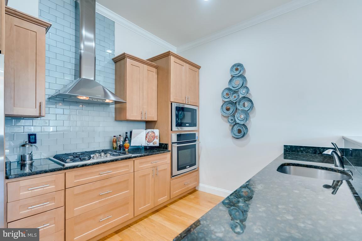 2450 Ontario Road Northwest, Unit 3 Washington, DC 20009 - Photo 9 of 39