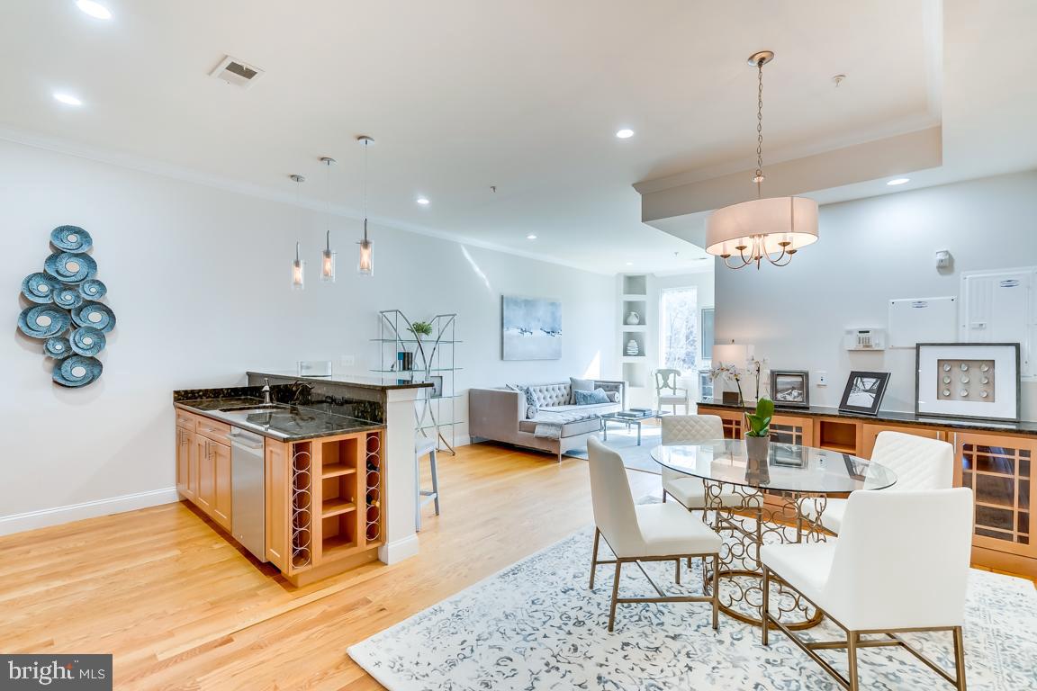 2450 Ontario Road Northwest, Unit 3 Washington, DC 20009 - Photo 10 of 39