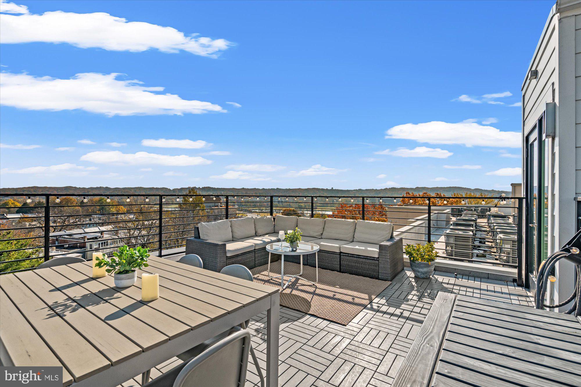 732 15th Street Southeast, Unit 6 Washington, DC 20003 - Photo 36 of 41