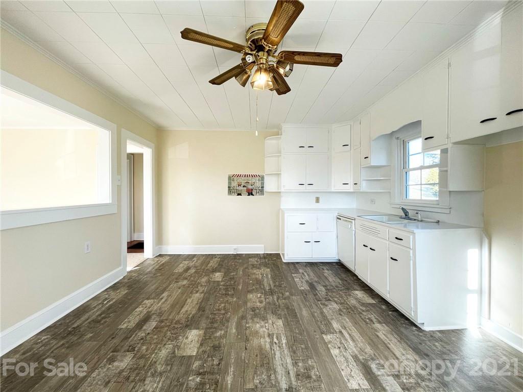 306 Magnolia Street Rhodhiss, NC 28667 - Photo 9 of 24