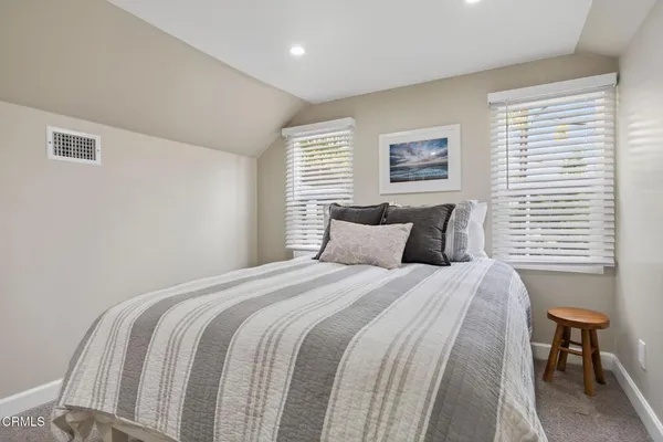 $4,500 | 201 South Olive Street, Ventura, CA 93001