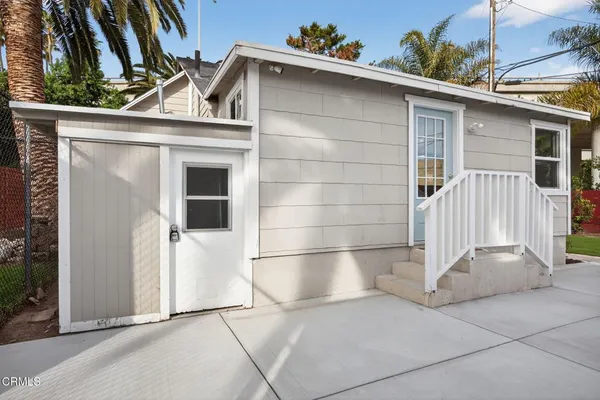 $4,500 | 201 South Olive Street, Ventura, CA 93001