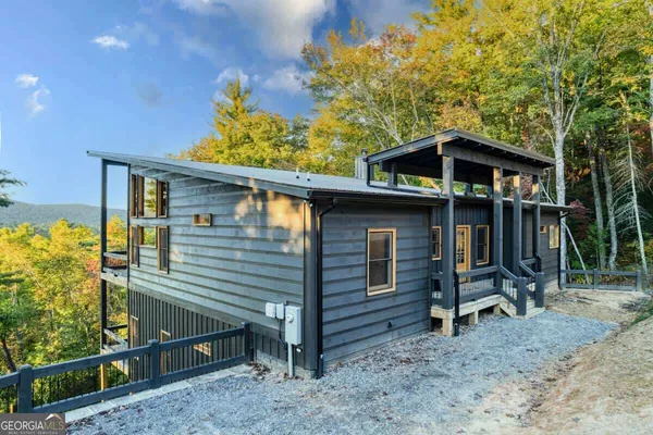 $1,250,000 | 25 Quail Hollow, Epworth, GA 30541