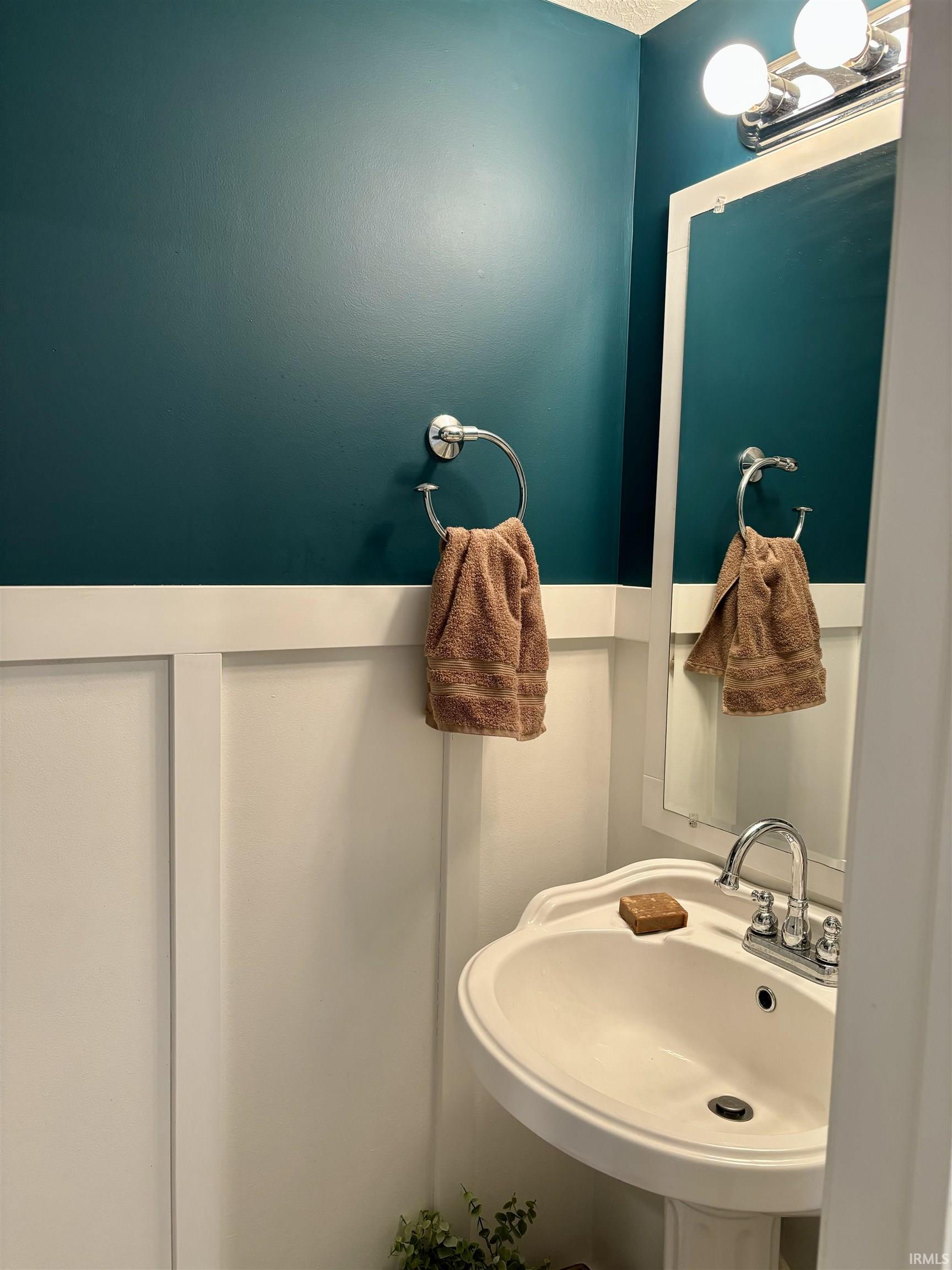 1199 Marigold Road Bloomington, IN 47401 - Photo 10 of 28 Gallery Image 10