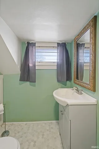 $208,900 | 218 North Howard Street, Greentown, IN 46936