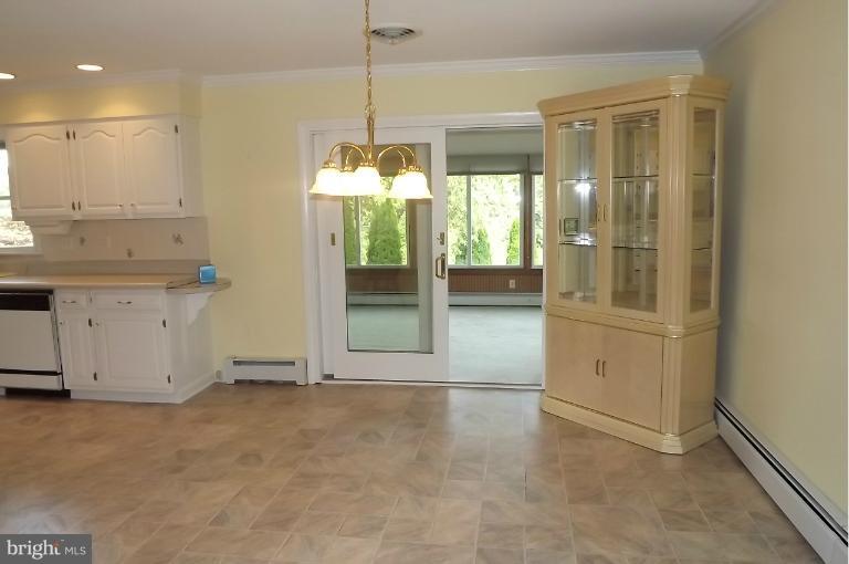 840 Ripple Stream Court Joppa, MD 21085 - Photo 11 of 30 Kitchen