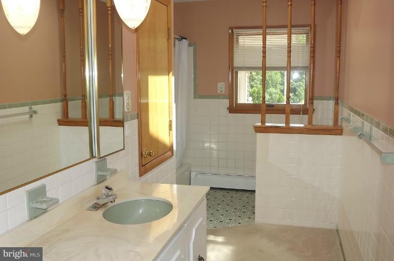 840 Ripple Stream Court Joppa, MD 21085 - Photo 13 of 30 Bath (Master)