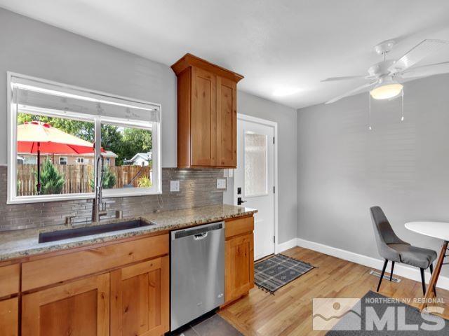 725 Lodge Avenue Reno, NV 89503 - Photo 6 of 36 Photo 6