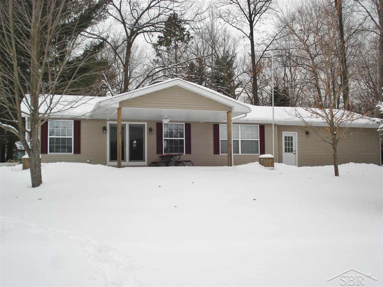 322 Oak Tree Lake Lake, MI 48632 - Photo 2 of 25