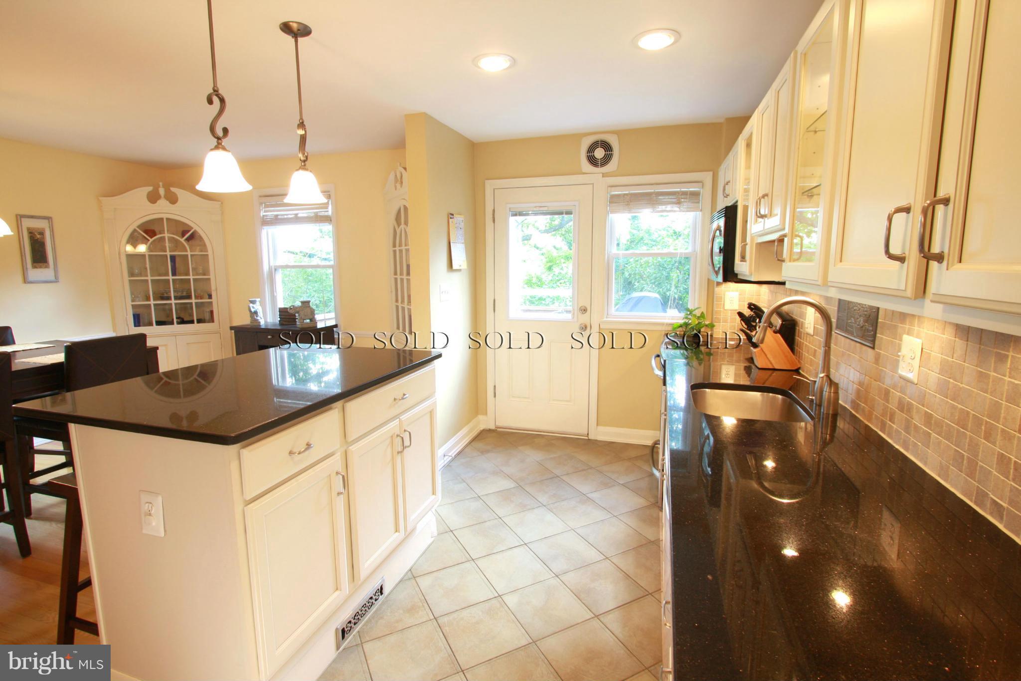 7214 Lanark Road Baltimore, MD 21212 - Photo 9 of 30 Kitchen