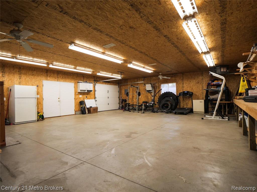 9551 Bray Road Millington, MI 48746 - Photo 33 of 40