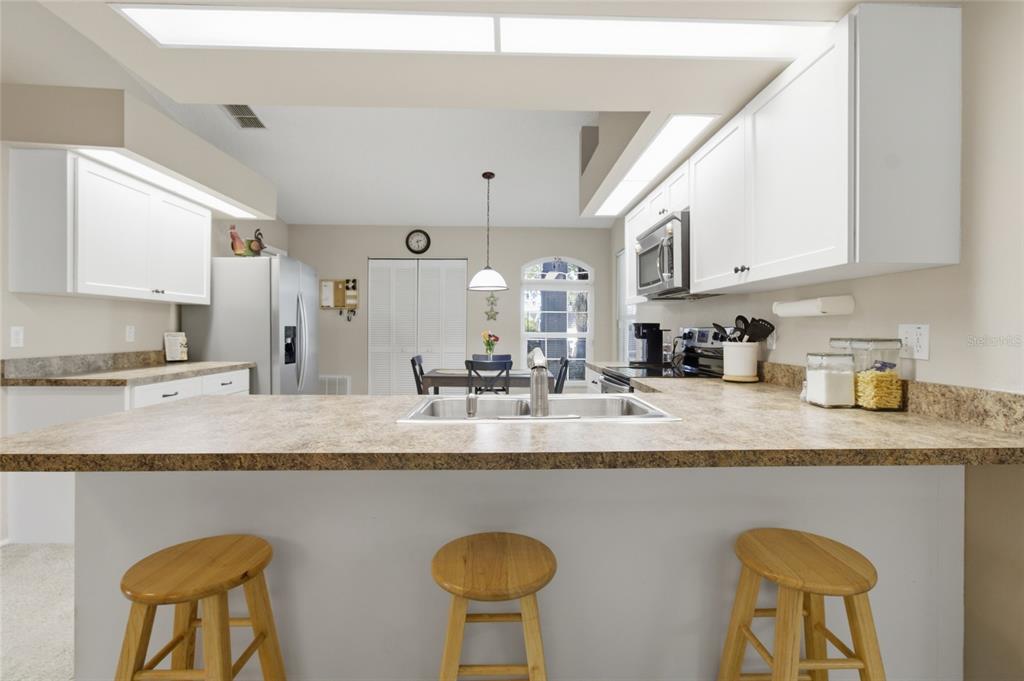 12041 68th Street Largo, FL 33773 - Photo 14 of 37