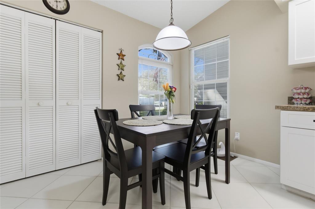 12041 68th Street Largo, FL 33773 - Photo 15 of 37