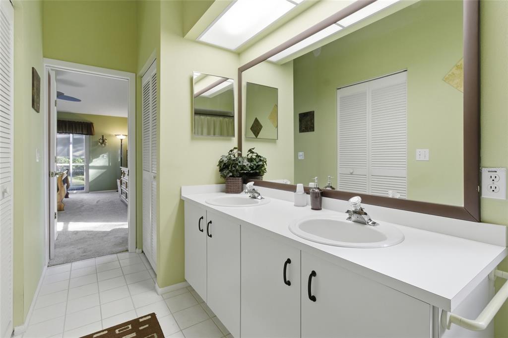 12041 68th Street Largo, FL 33773 - Photo 22 of 37