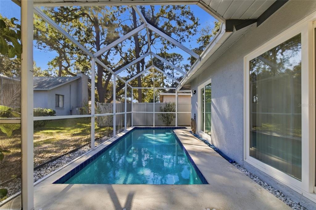 12041 68th Street Largo, FL 33773 - Photo 29 of 37