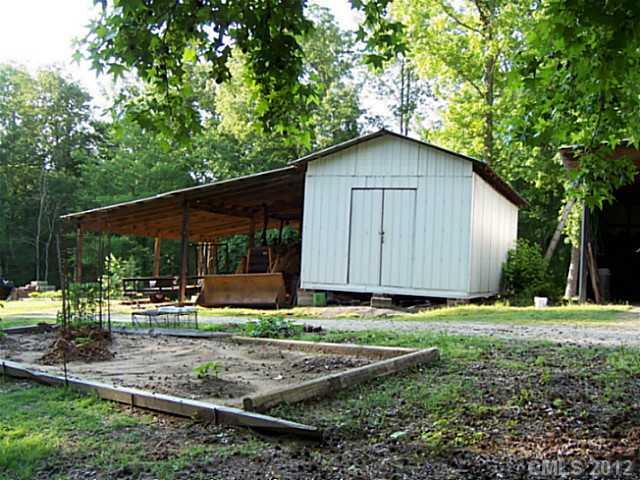 3525 Hughes Road Clover, SC 29710 - Photo 15 of 16