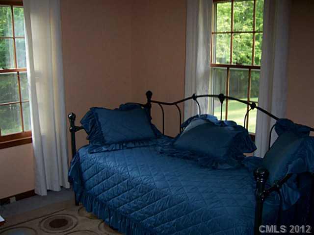 3525 Hughes Road Clover, SC 29710 - Photo 10 of 16