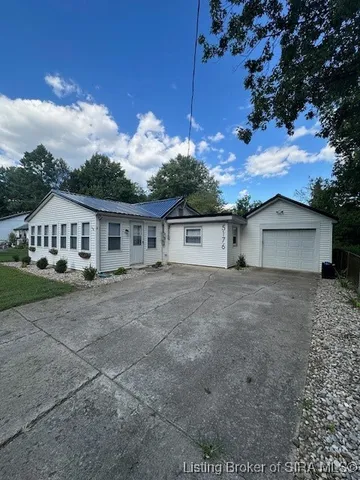 $185,000 | 5176 Edwardsville Galena Road, Floyds Knobs, IN 47119