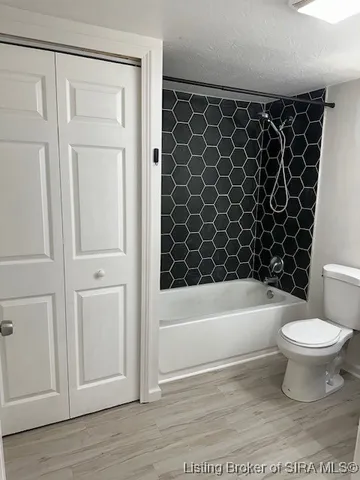 $185,000 | 5176 Edwardsville Galena Road, Floyds Knobs, IN 47119