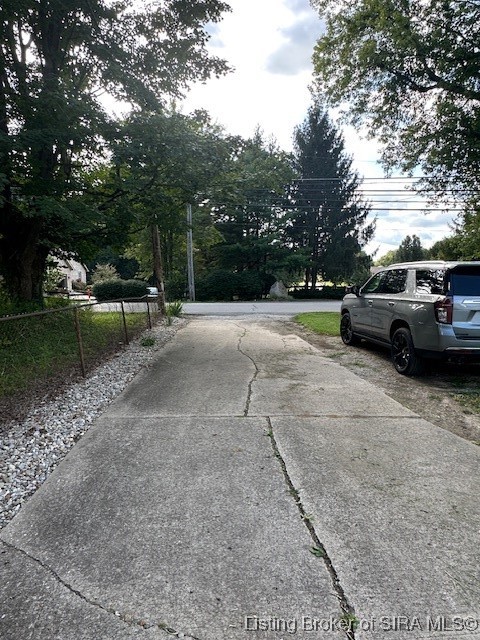 5176 Edwardsville Galena Road Floyds Knobs, IN 47119 - Photo 18 of 20