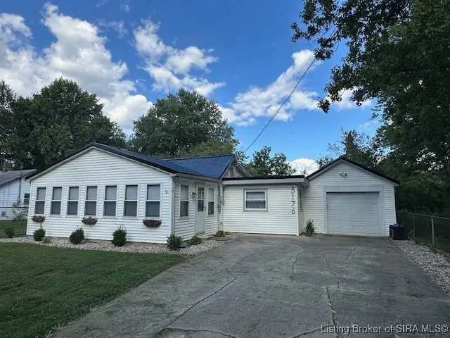 $185,000 | 5176 Edwardsville Galena Road, Floyds Knobs, IN 47119