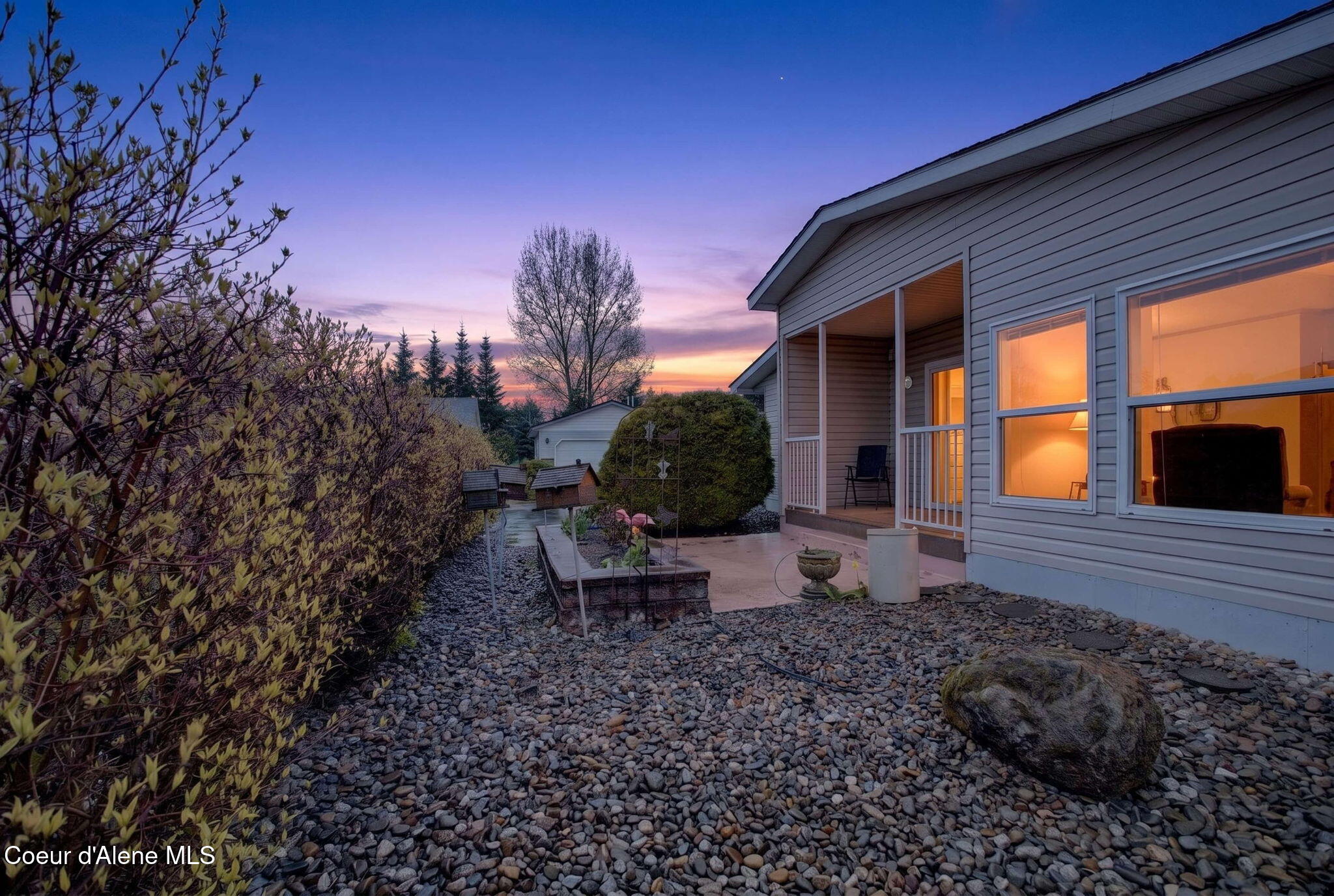 8473 West Rushmore Street Rathdrum, ID 83858 - Photo 43 of 79 41-web-or-mls-040_DSC02170#twilight