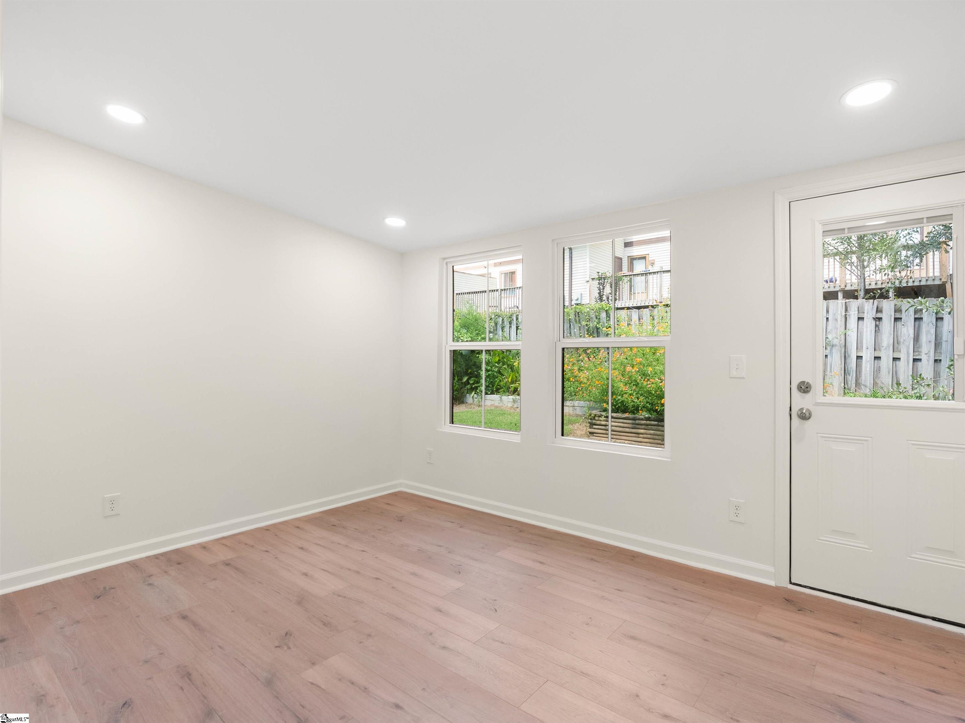 100 Buttercup Way, Unit 34 Taylors, SC 29687 - Photo 13 of 25