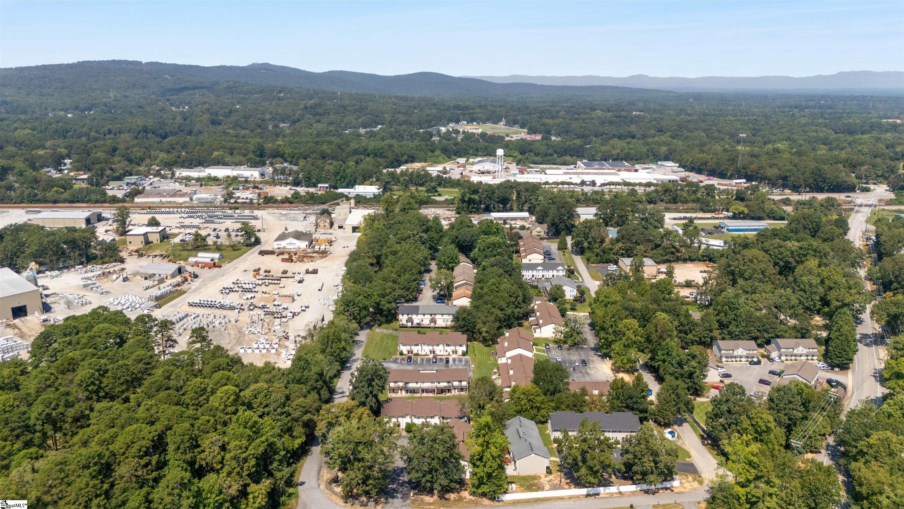 100 Buttercup Way, Unit 34 Taylors, SC 29687 - Photo 24 of 25