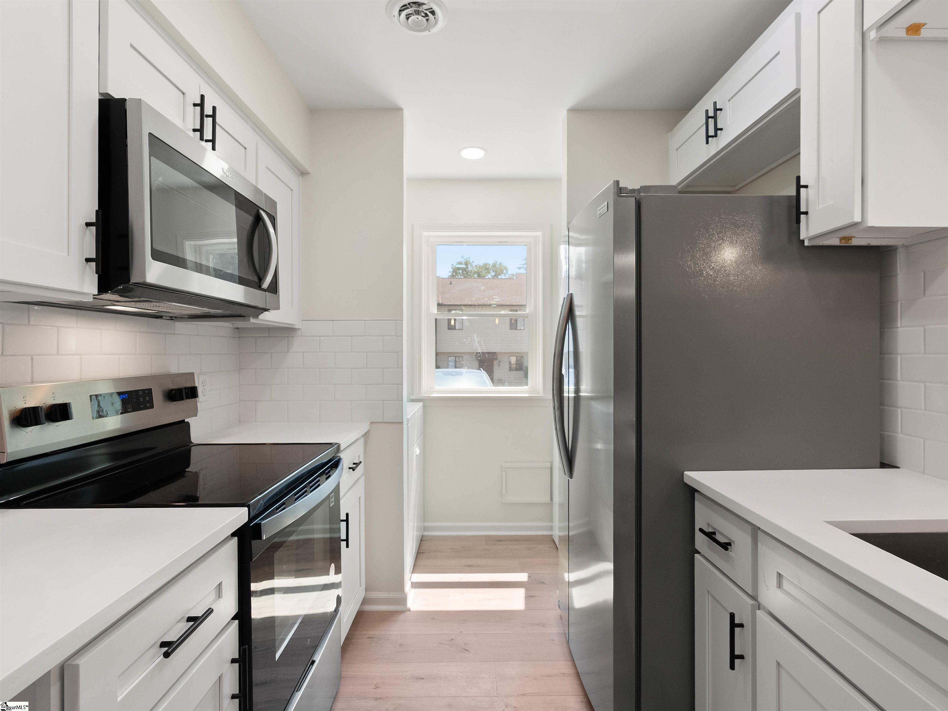 100 Buttercup Way, Unit 34 Taylors, SC 29687 - Photo 9 of 25