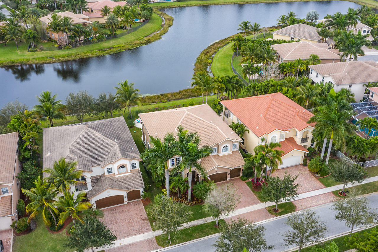 11357 Misty Ridge Way Boynton Beach, FL 33473 - Photo 12 of 51 047-11357MistyRidgeWay-BoyntonBeach-FL-s