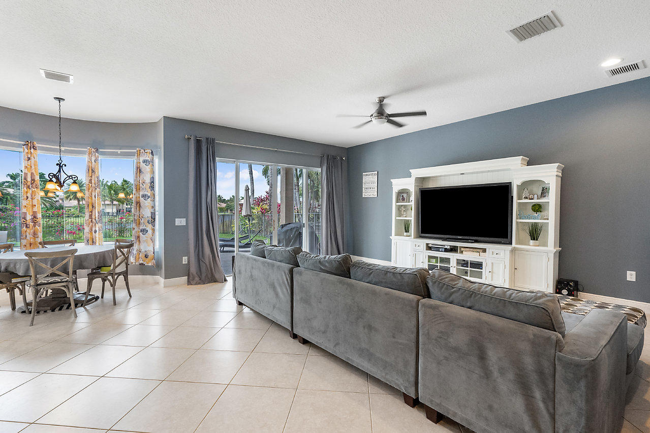 11357 Misty Ridge Way Boynton Beach, FL 33473 - Photo 24 of 51 018-11357MistyRidgeWay-BoyntonBeach-FL-s