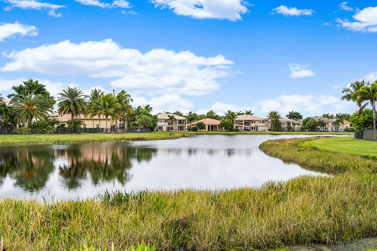 11357 Misty Ridge Way Boynton Beach, FL 33473 - Photo 31 of 51 038-11357MistyRidgeWay-BoyntonBeach-FL-s