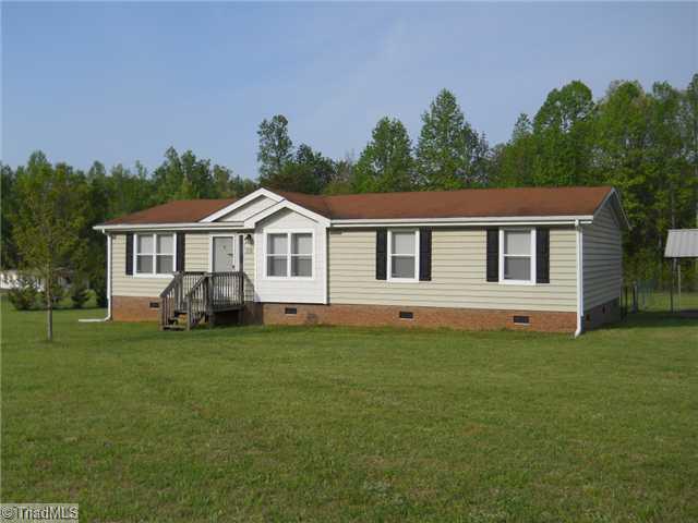 358 County Line Road Reidsville, NC 27320 - Photo 1 of 13 Exterior Front.