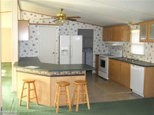 358 County Line Road Reidsville, NC 27320 - Photo 10 of 13 Kitchen.
