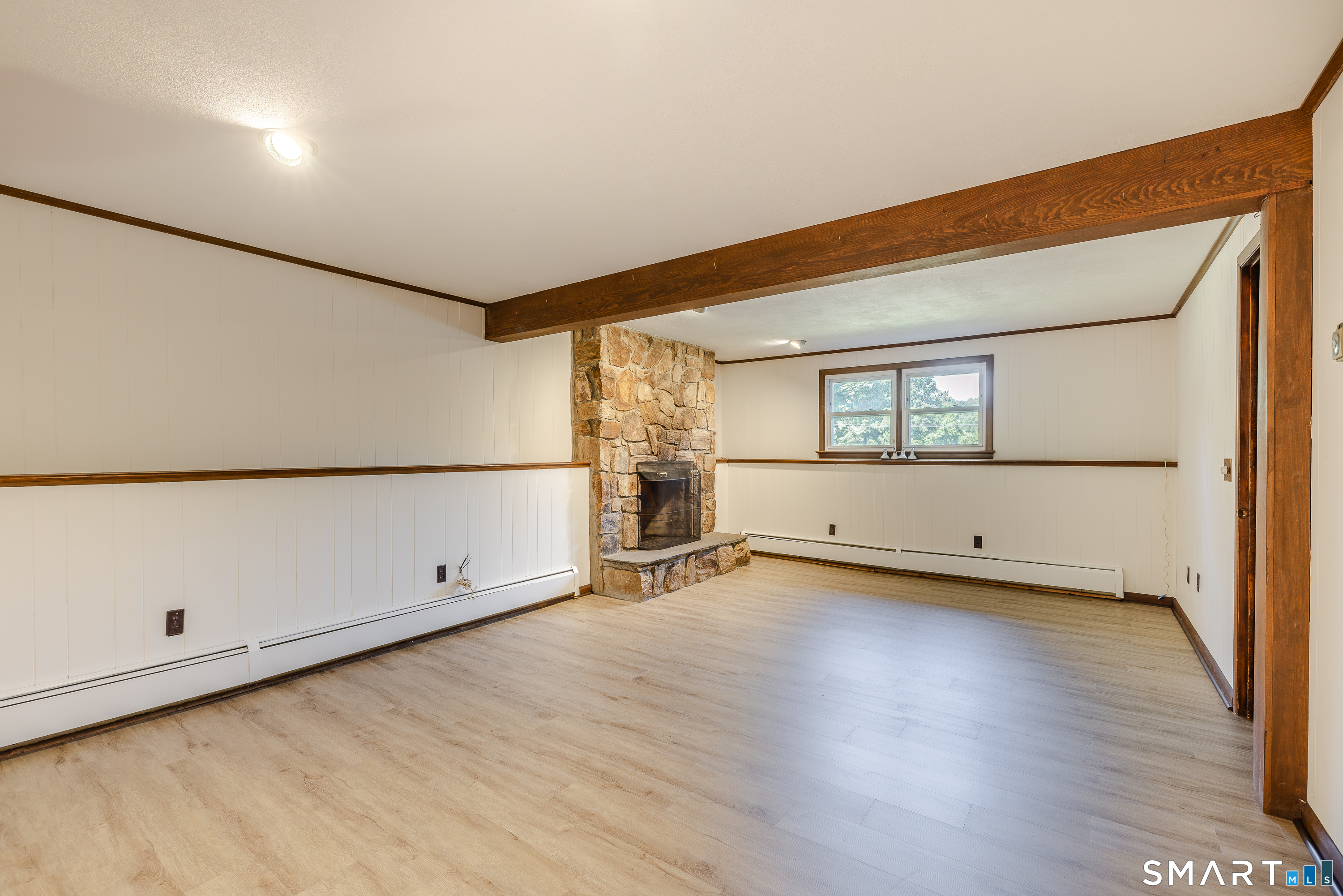 121 Longfellow Road Shelton, CT 06484 - Photo 21 of 37 Gallery Image 21
