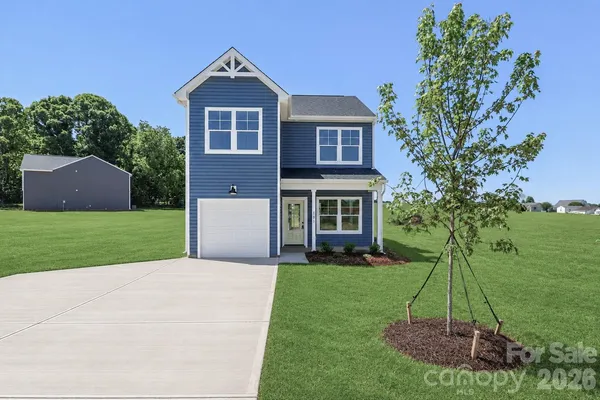 $309,500 | 102 6th Avenue Southeast, Hildebran, NC 28637