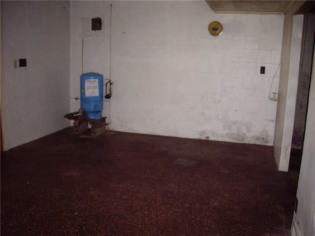 498 Woodland Road Coal Center, PA 15423 - Photo 8 of 13 Gallery Image 8