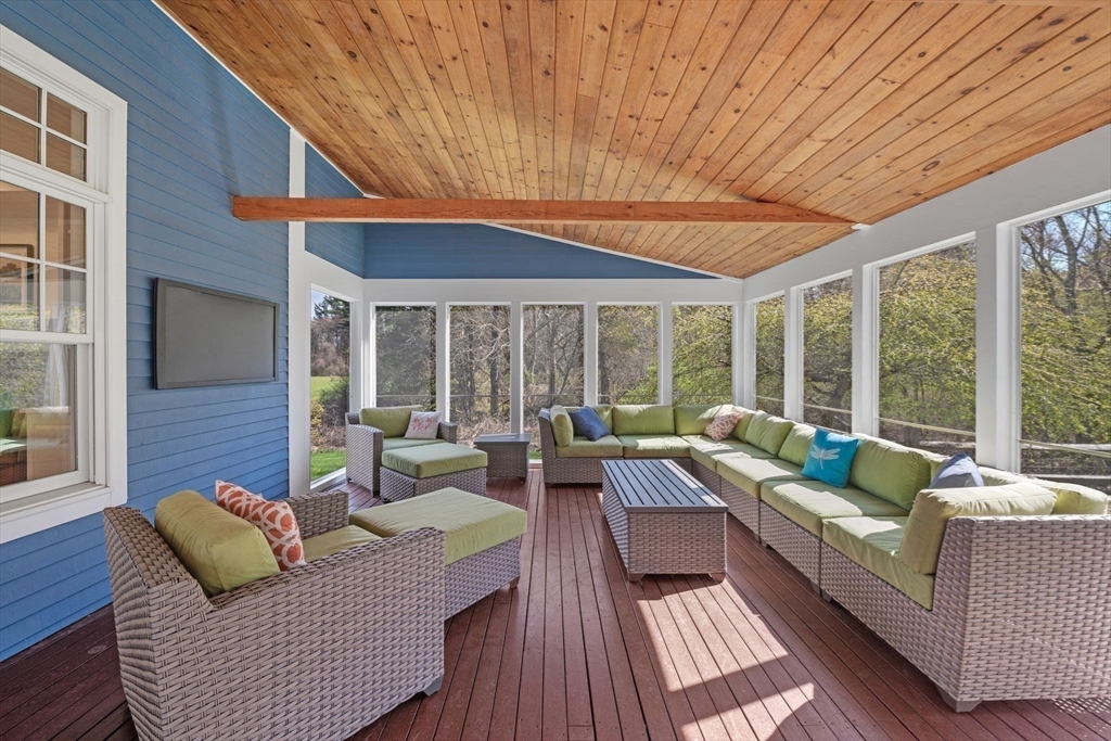 102 River Road Topsfield, MA 01983 - Photo 10 of 42 Gallery Image 10