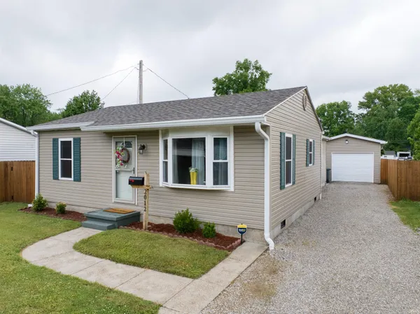 $199,900 | 2012 Shelby Avenue, Evansville, IN 47714