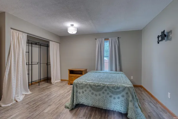 $199,900 | 2012 Shelby Avenue, Evansville, IN 47714