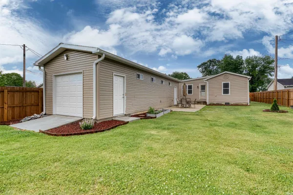 $199,900 | 2012 Shelby Avenue, Evansville, IN 47714