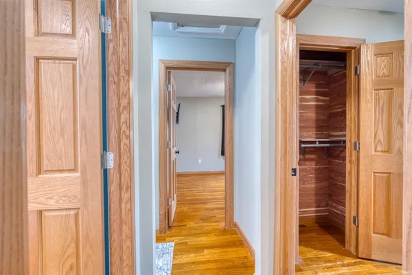 $199,900 | 2012 Shelby Avenue, Evansville, IN 47714
