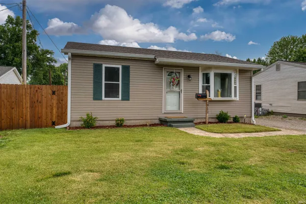 $199,900 | 2012 Shelby Avenue, Evansville, IN 47714
