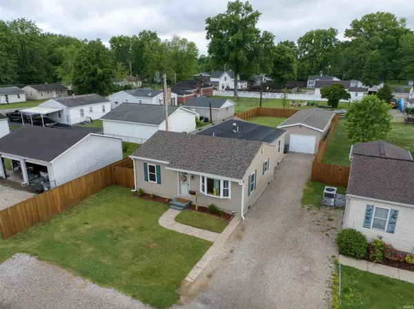 $199,900 | 2012 Shelby Avenue, Evansville, IN 47714