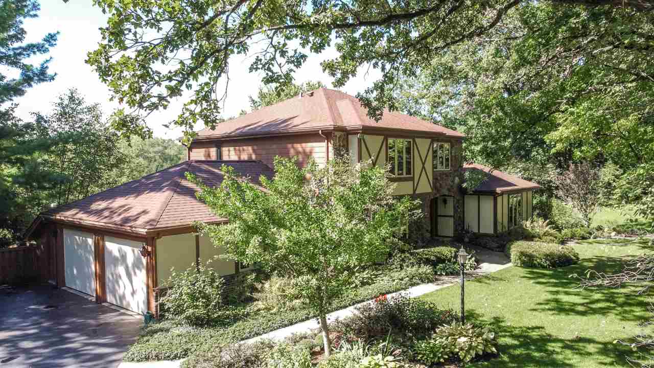 8169 Burr Oak Road Roscoe, IL 61073 - Photo 1 of 40 Gallery Image 1