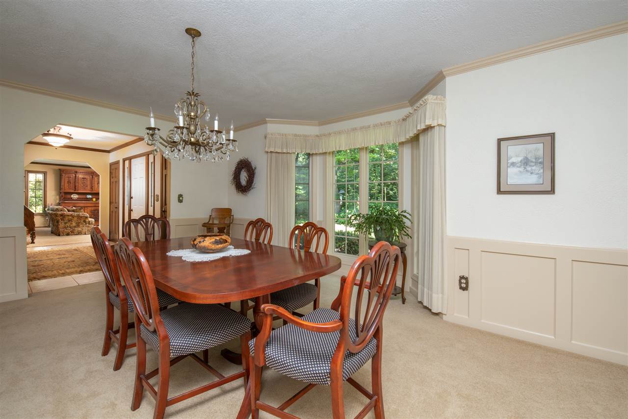 8169 Burr Oak Road Roscoe, IL 61073 - Photo 8 of 40 Gallery Image 8