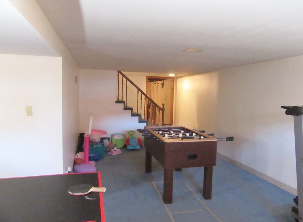 1098 Shaker Road Westfield, MA 01085 - Photo 22 of 30 Gallery Image 22